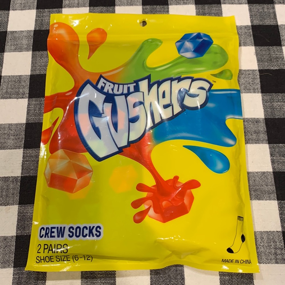 Men’s Nostalgic Fruit Gushers Crew Socks